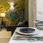 Апартаменты Tropical Boutique